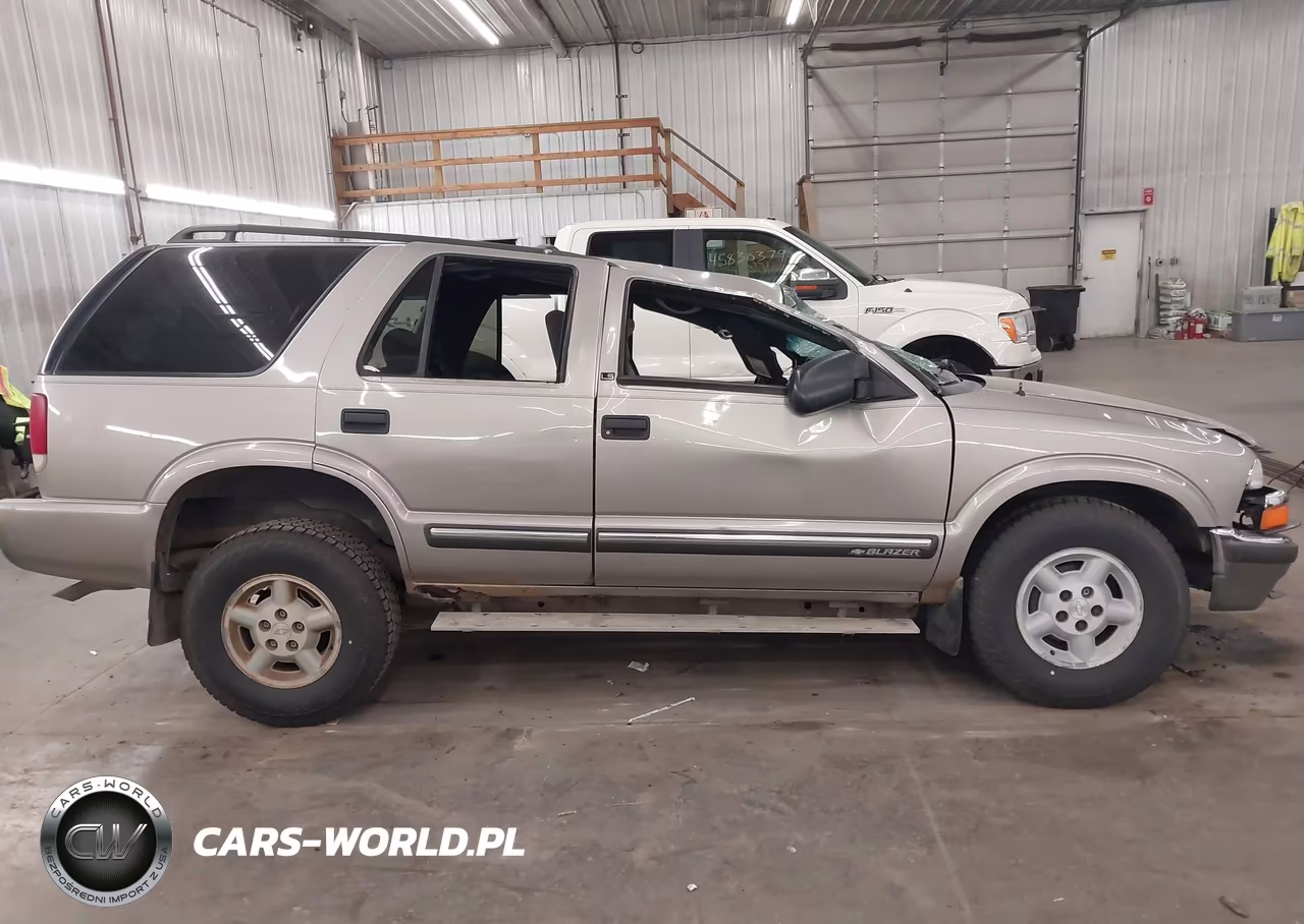 2001 Chevrolet Blazer Ls VIN:1GNDT13W31K185186 - 14