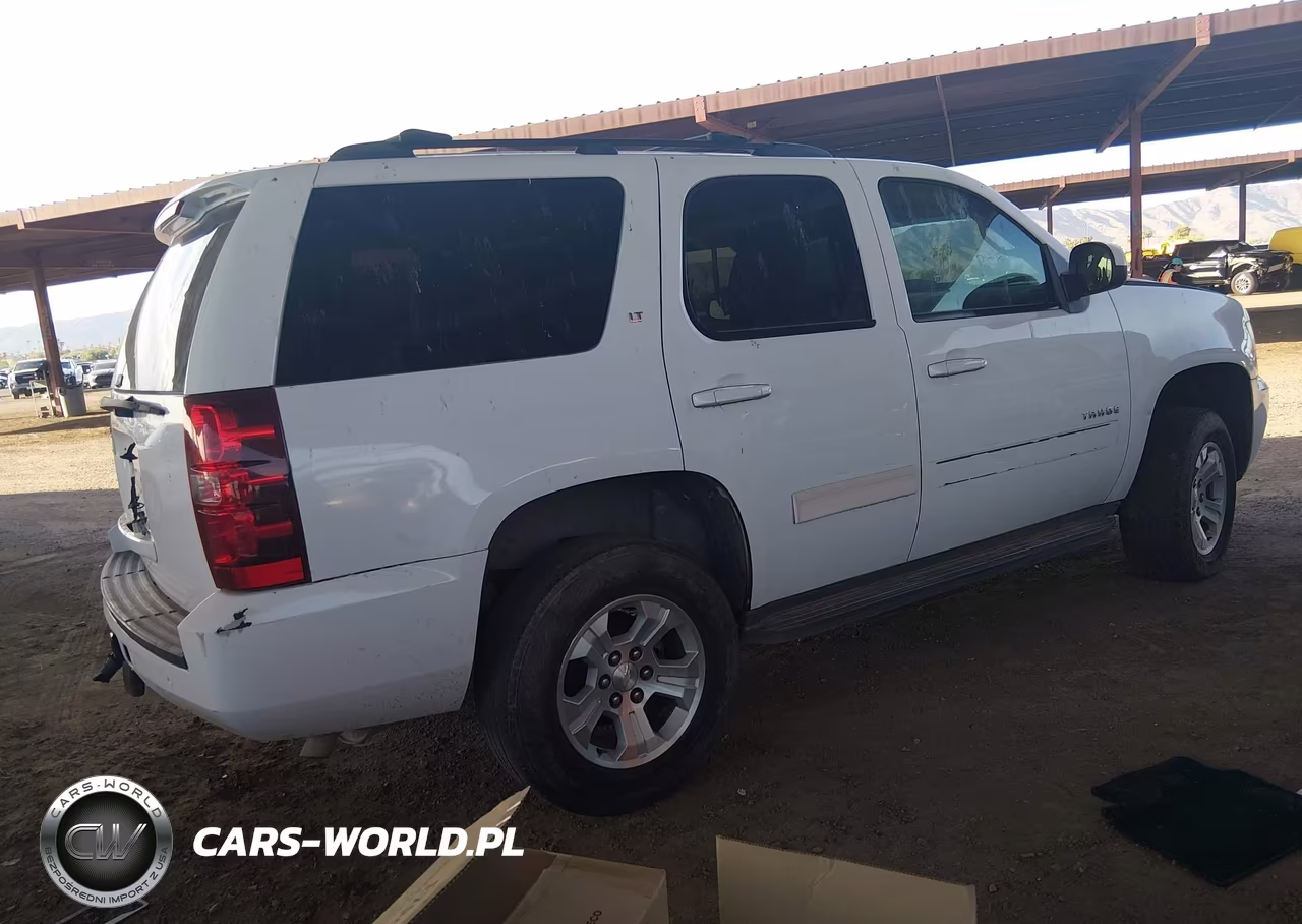 2013 Chevrolet Tahoe Lt VIN:1GNSKBE06DR106484 - 4