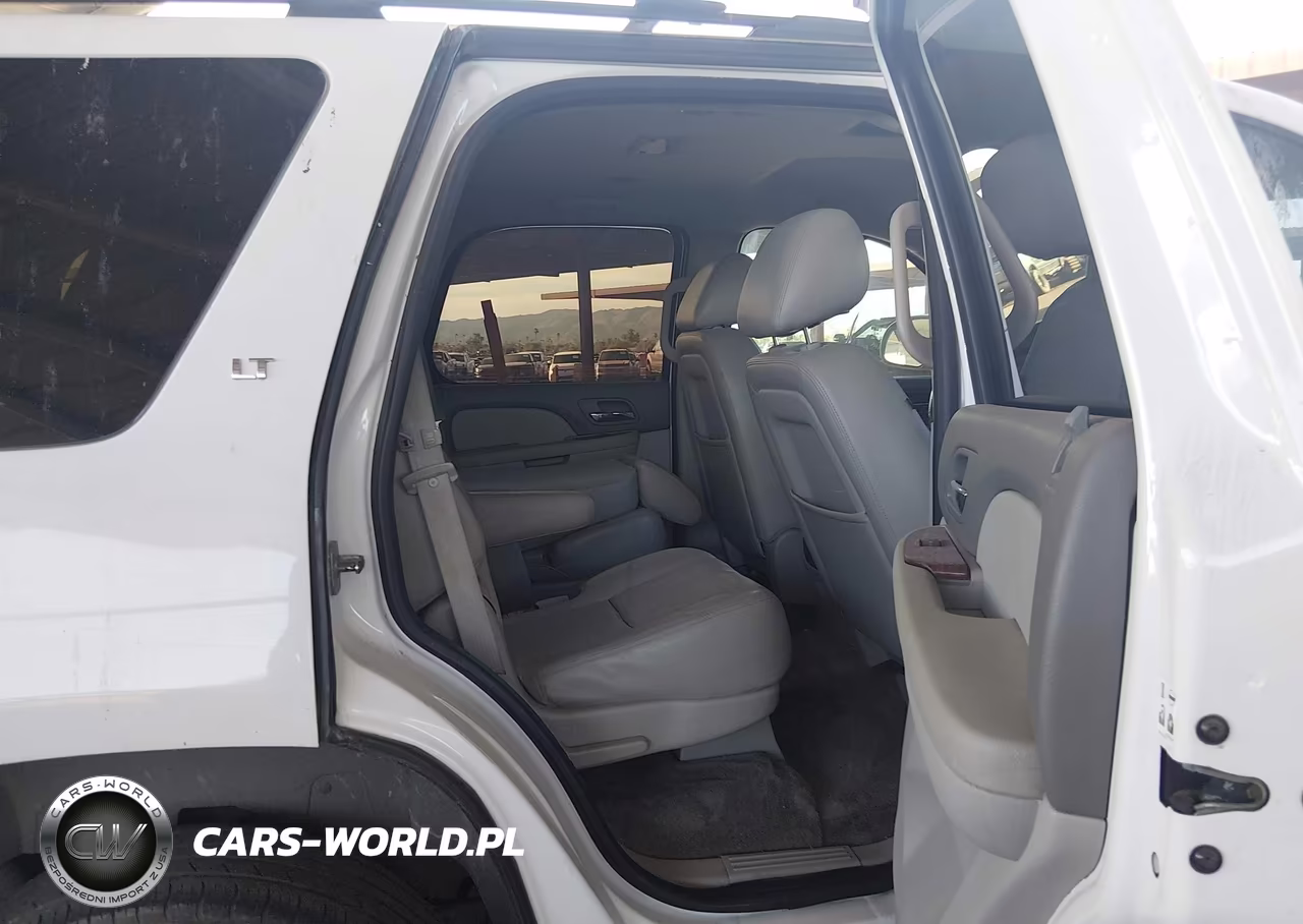 2013 Chevrolet Tahoe Lt VIN:1GNSKBE06DR106484 - 8