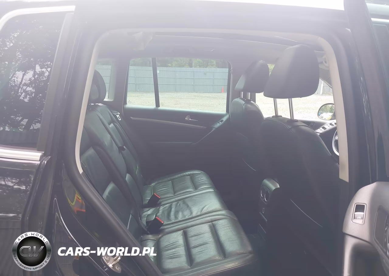 2013 Volkswagen Tiguan Sel VIN:WVGBV7AX1DW524321 - 8