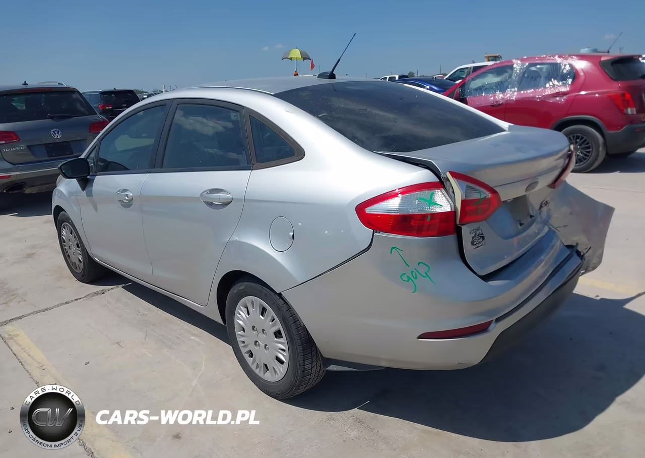 2015 Ford Fiesta S VIN:3FADP4AJ3FM203200 - 3