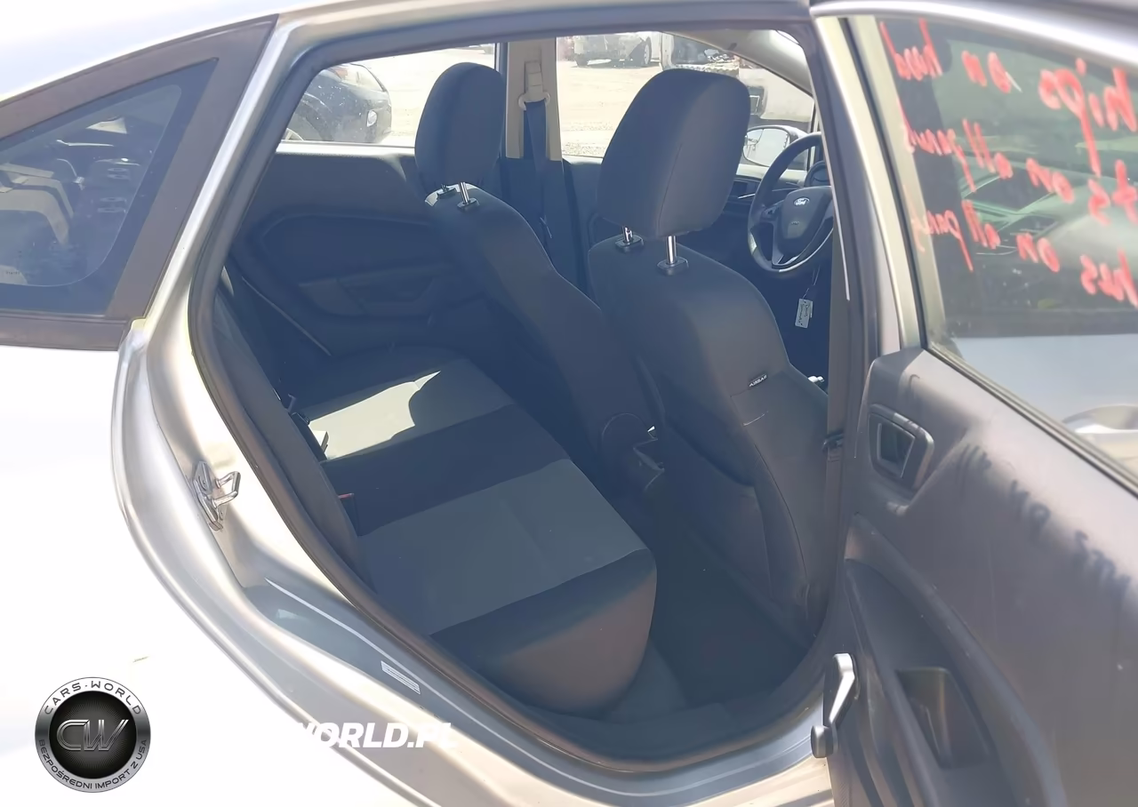 2015 Ford Fiesta S VIN:3FADP4AJ3FM203200 - 8