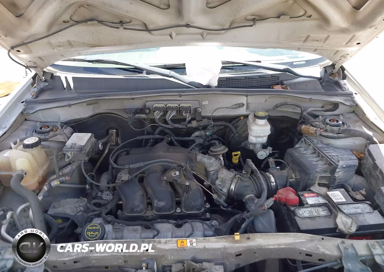 2008 Mazda Tribute S Touring VIN:4F2CZ06158KM16743 - 10