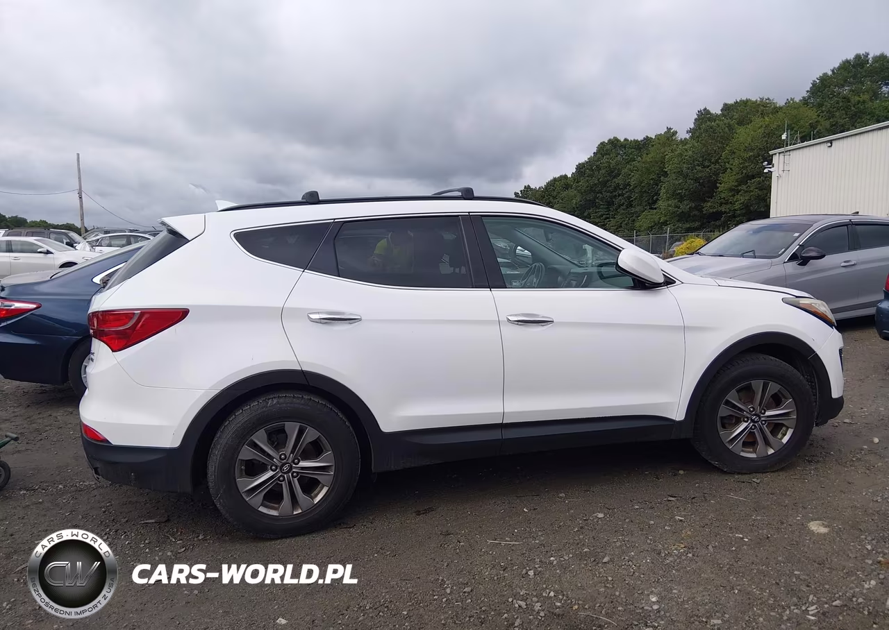 2016 Hyundai Santa Fe Sport 2.4L VIN:5XYZUDLB5GG325215 - 13