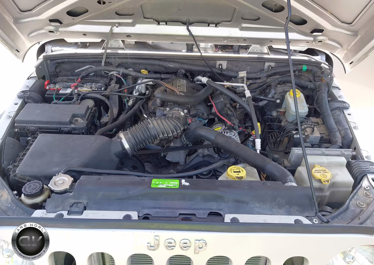 2008 Jeep Wrangler X VIN:1J4FA24198L637429 - 10