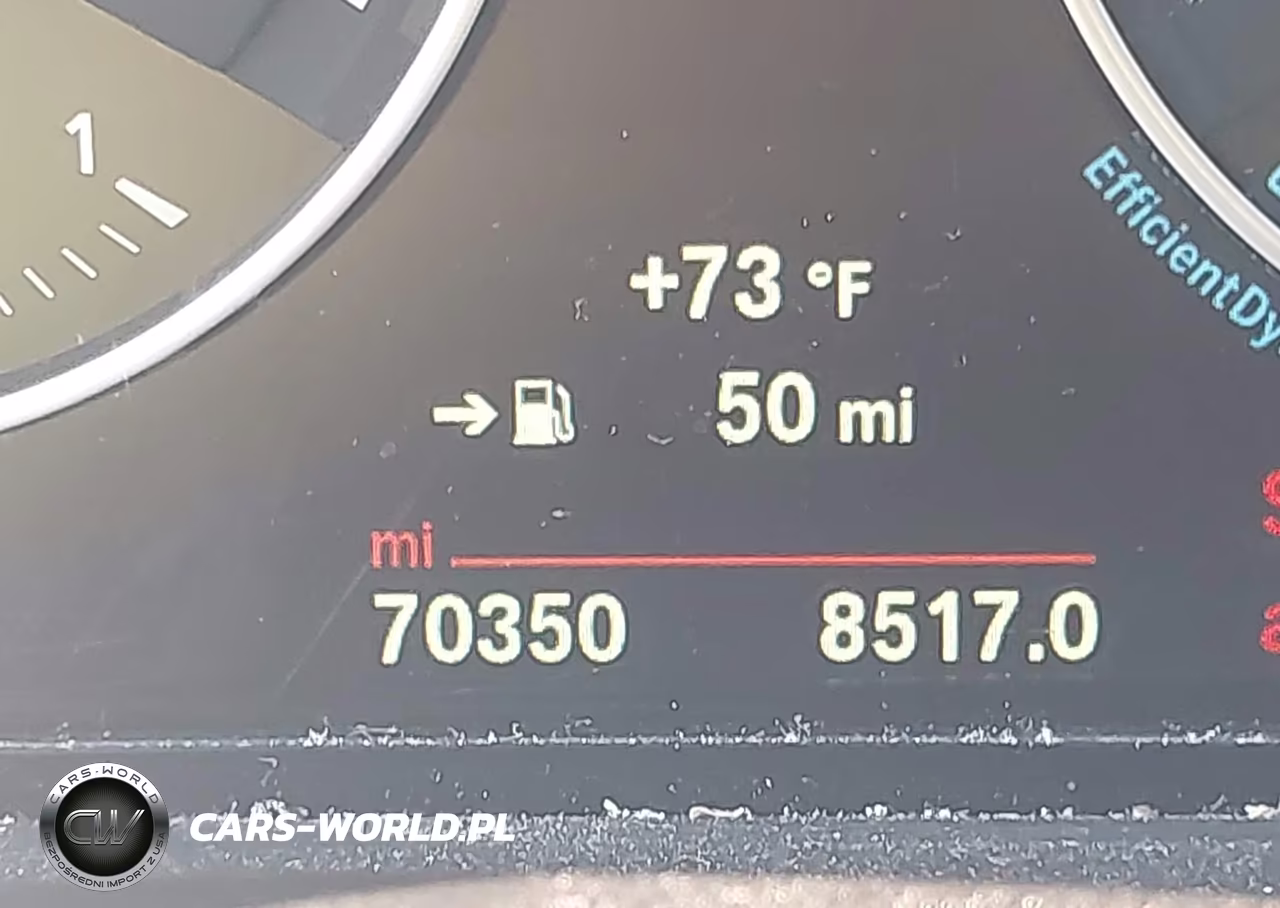 2018 BMW X1 xDrive28I VIN:WBXHT3C30J5K28816 - 15