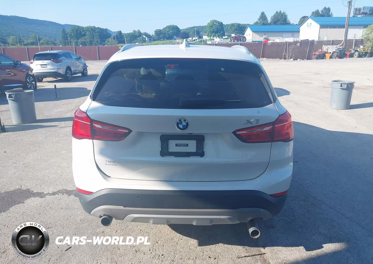 2018 BMW X1 xDrive28I VIN:WBXHT3C30J5K28816 - 16