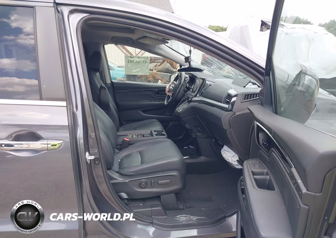 2021 Honda Odyssey Touring VIN:5FNRL6H87MB036447 - 5