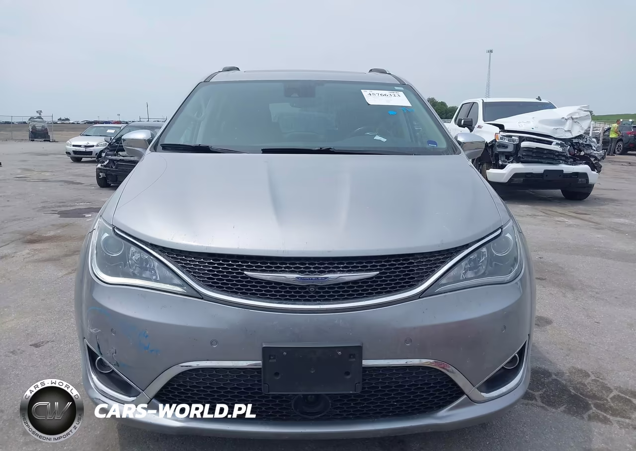 2017 Chrysler Pacifica Limited VIN:2C4RC1GG5HR812533 - 12