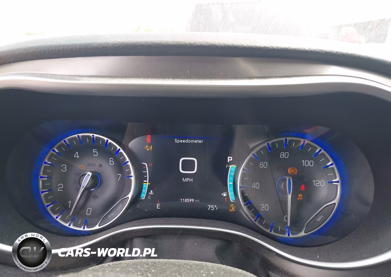 2017 Chrysler Pacifica Limited VIN:2C4RC1GG5HR812533 - 7