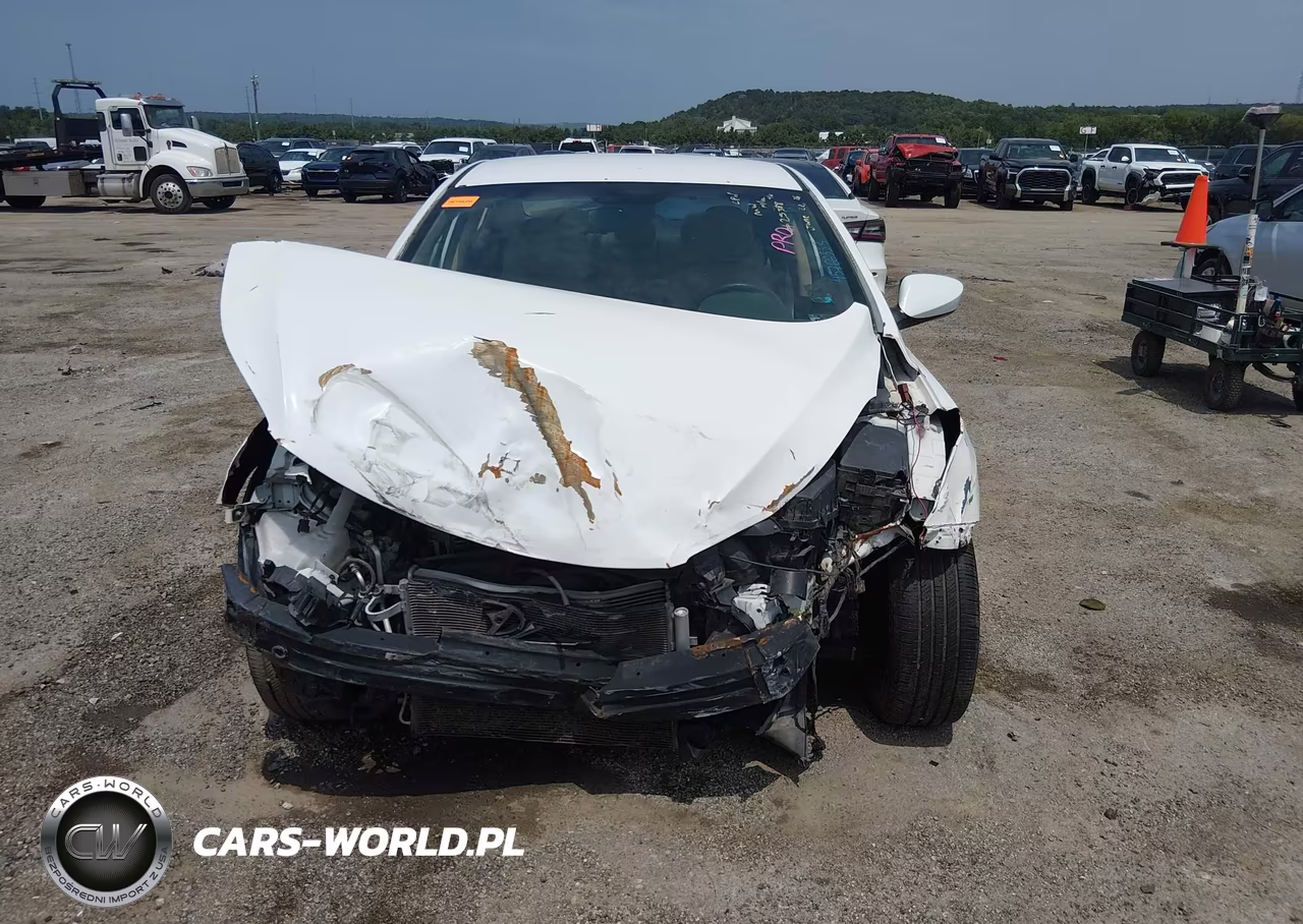 2013 Hyundai Elantra Gls VIN:5NPDH4AE5DH216818 - 12