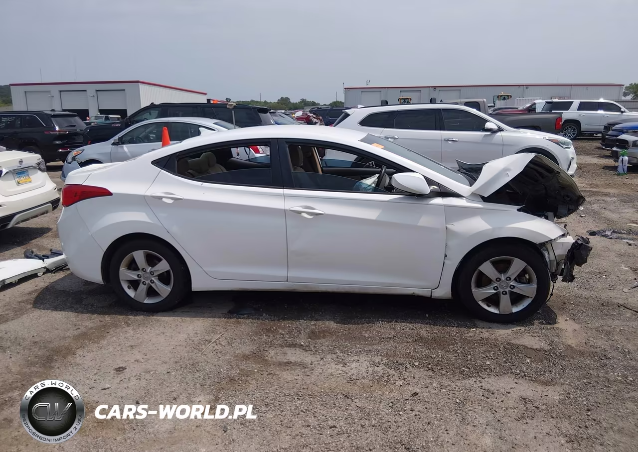 2013 Hyundai Elantra Gls VIN:5NPDH4AE5DH216818 - 13