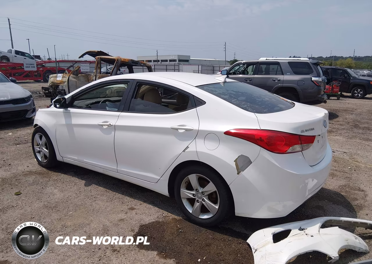 2013 Hyundai Elantra Gls VIN:5NPDH4AE5DH216818 - 14