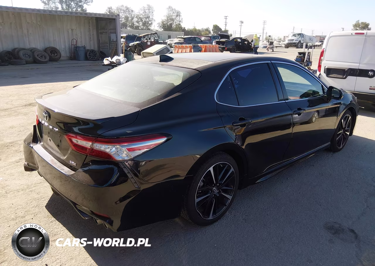 2019 Toyota Camry Xse VIN:4T1B61HK6KU218809 - 4