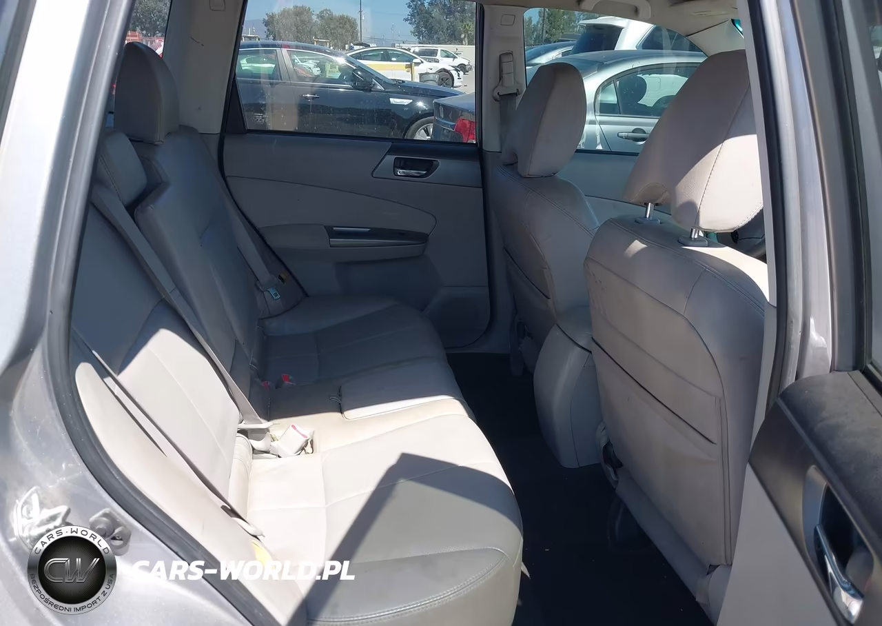 2011 Subaru Forester 2.5X Limited VIN:JF2SHBEC0BH738435 - 8