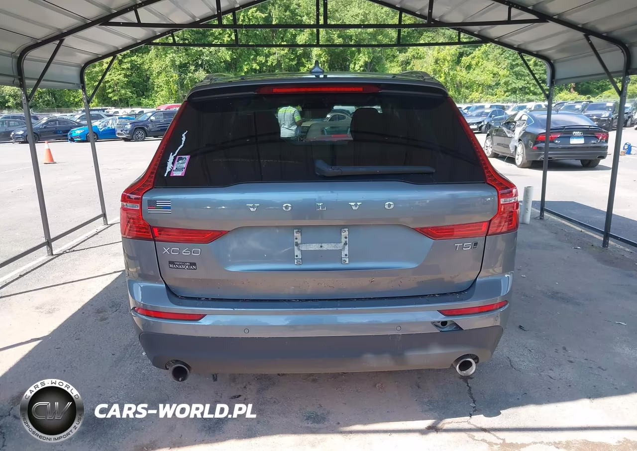 2020 Volvo Xc60 T5 Momentum VIN:YV4102RKXL1588845 - 16