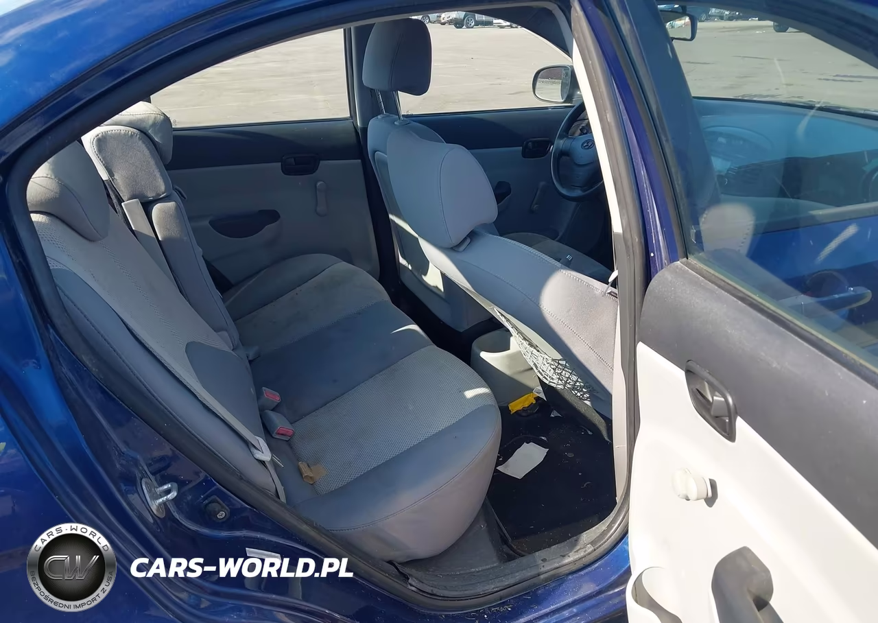 2010 Hyundai Accent Gls VIN:KMHCN4AC9AU419713 - 8