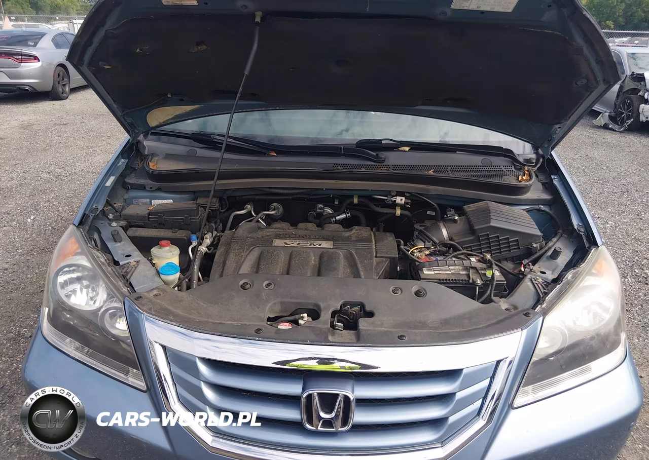 2008 Honda Odyssey Touring VIN:5FNRL388X8B003205 - 10