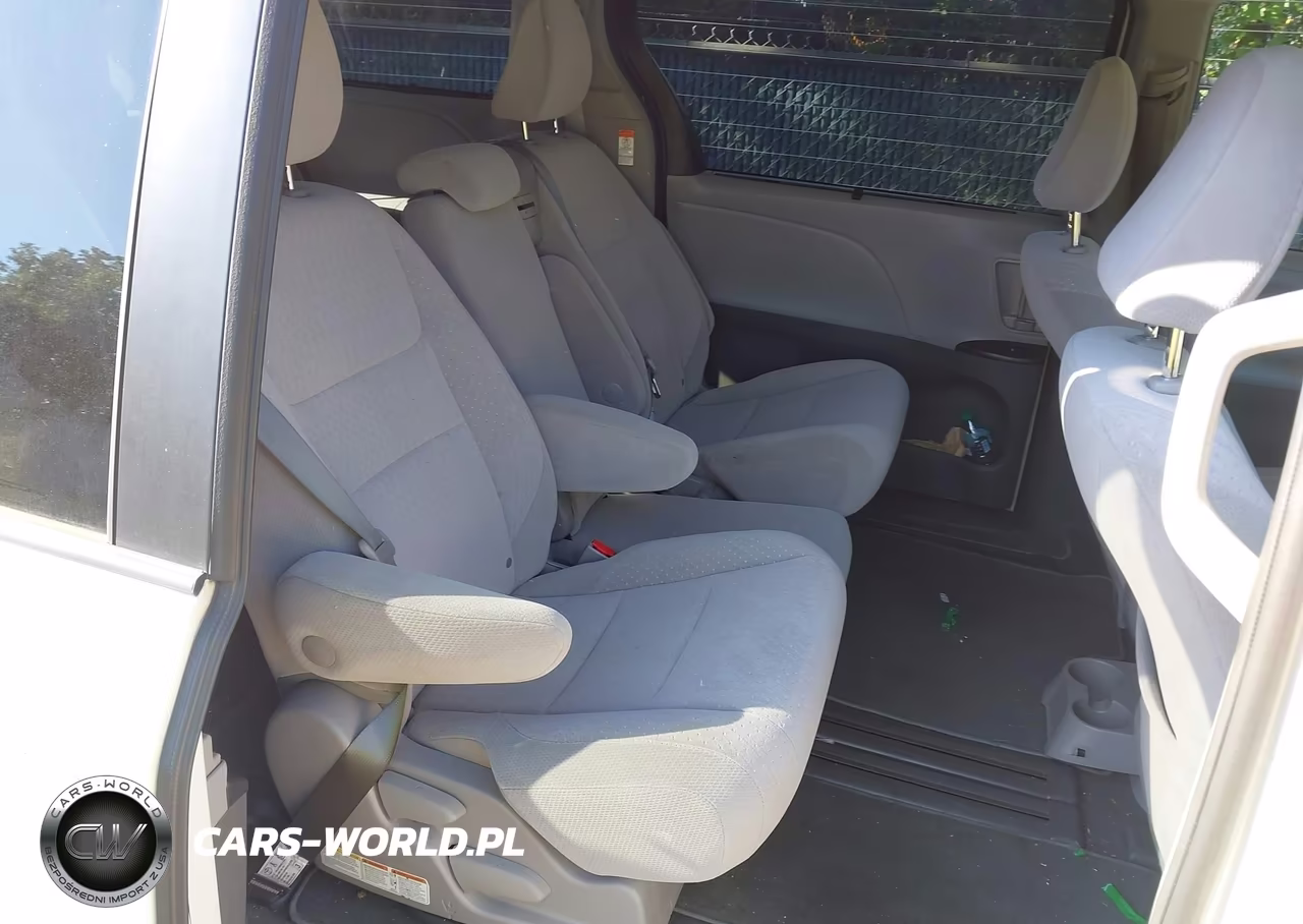 2020 Toyota Sienna Le VIN:5TDKZ3DC2LS068953 - 8