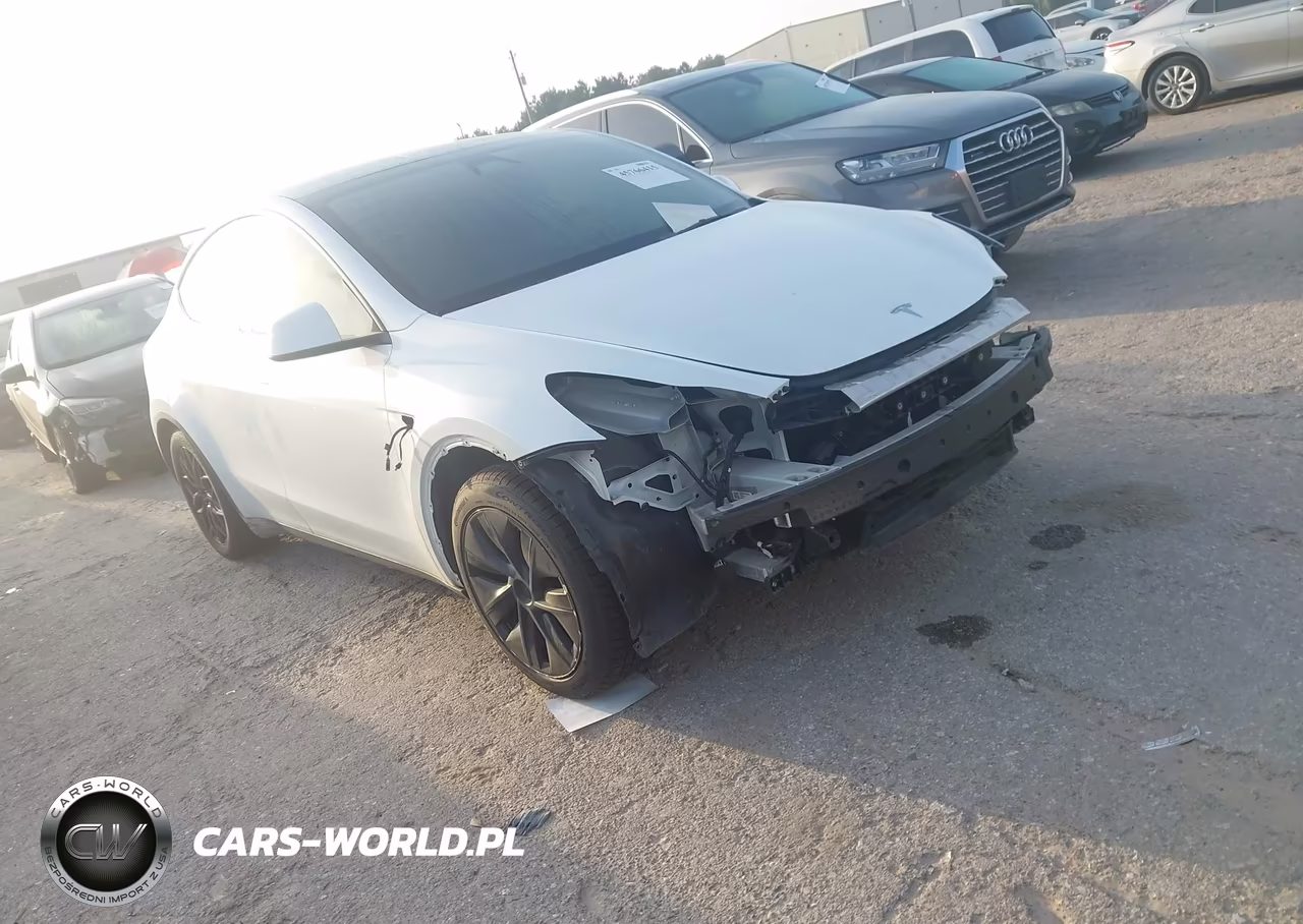 2025 Tesla Model Y Long Range Dual Motor Rear-Wheel Drive