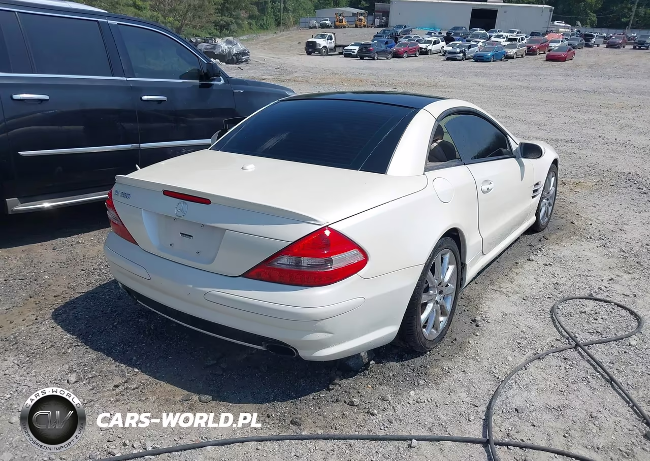 2008 Mercedes-Benz Sl 550 VIN:WDBSK71F28F137494 - 4