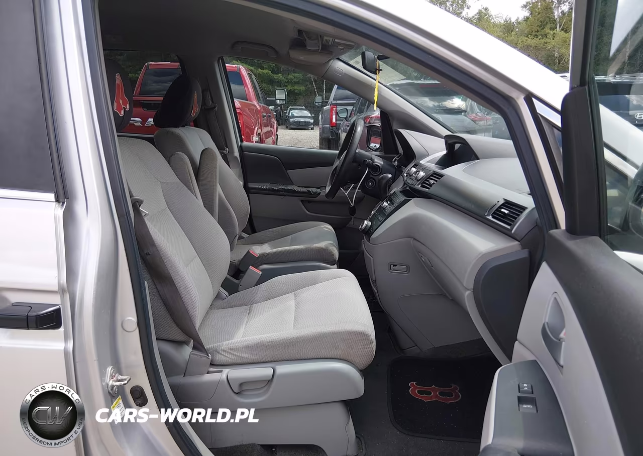 2012 Honda Odyssey Lx VIN:5FNRL5H26CB103382 - 5