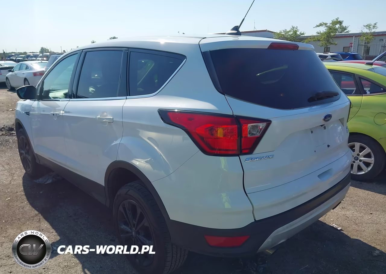 2019 Ford Escape Se VIN:1FMCU9GD4KUB34287 - 3