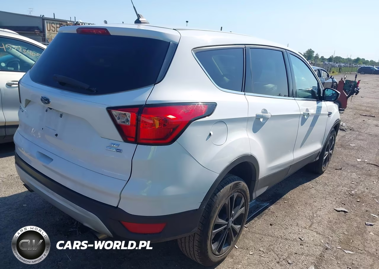 2019 Ford Escape Se VIN:1FMCU9GD4KUB34287 - 4