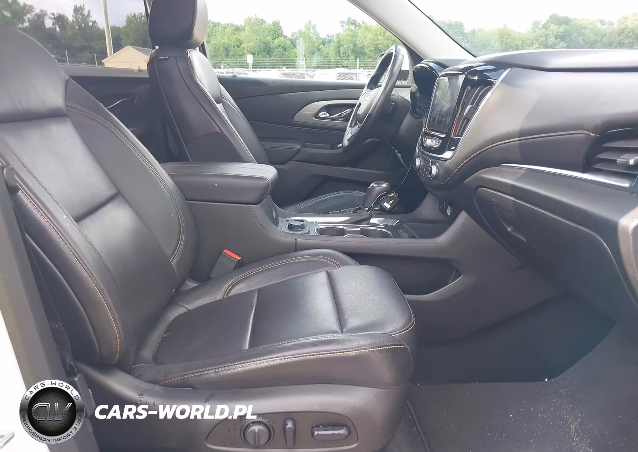 2019 Chevrolet Traverse Rs VIN:1GNEVJKW4KJ137462 - 5