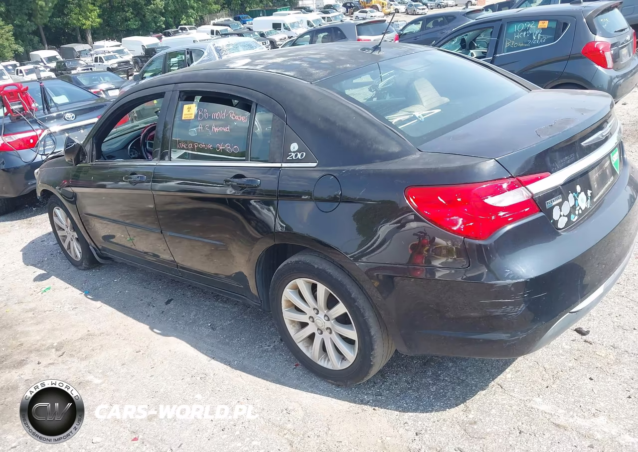 2011 Chrysler 200 Touring VIN:1C3BC1FG3BN547333 - 3