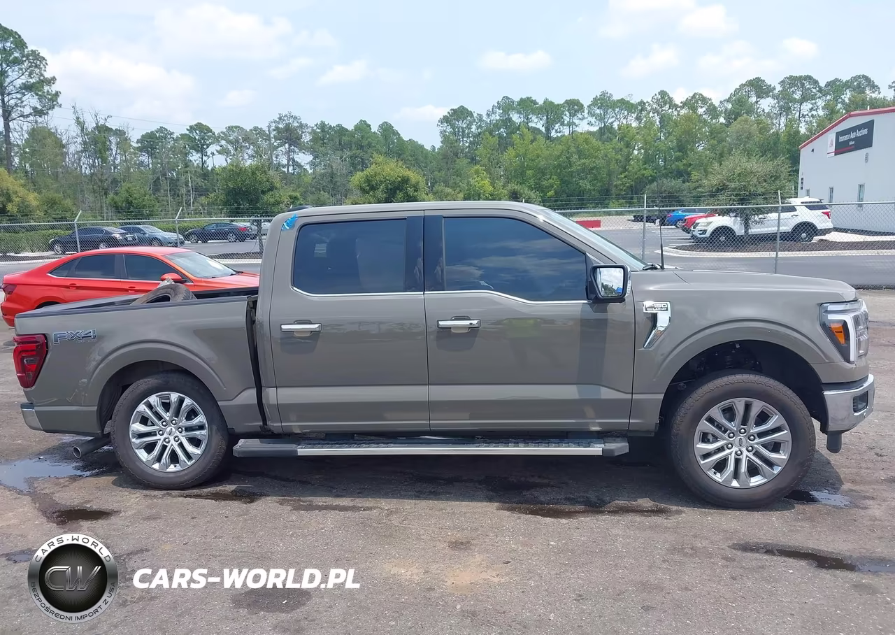 2025 Ford F-150 Lariat VIN:1FTFW5L87SFA79416 - 13