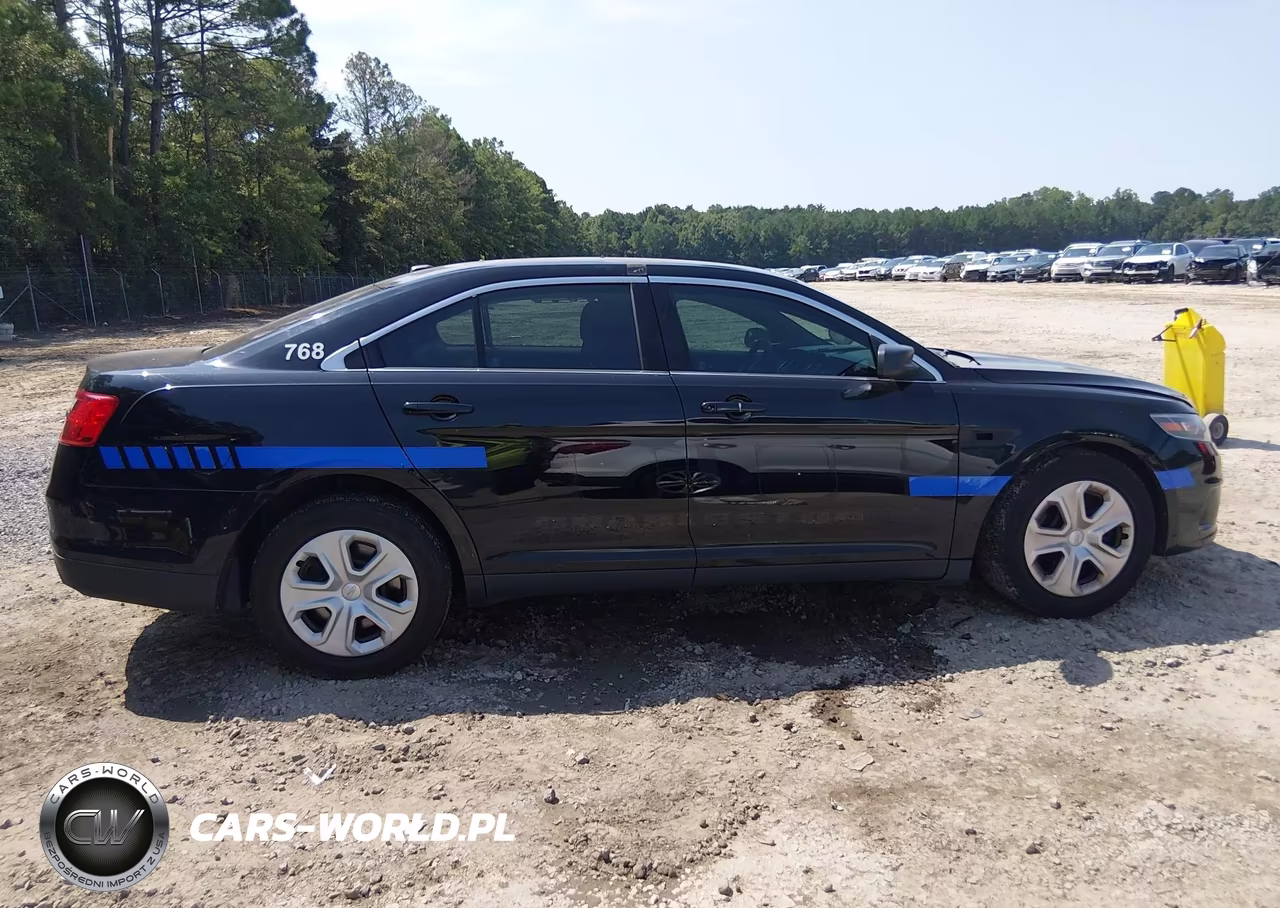 2018 Ford Police Interceptor VIN:1FAHP2L81JG133828 - 13