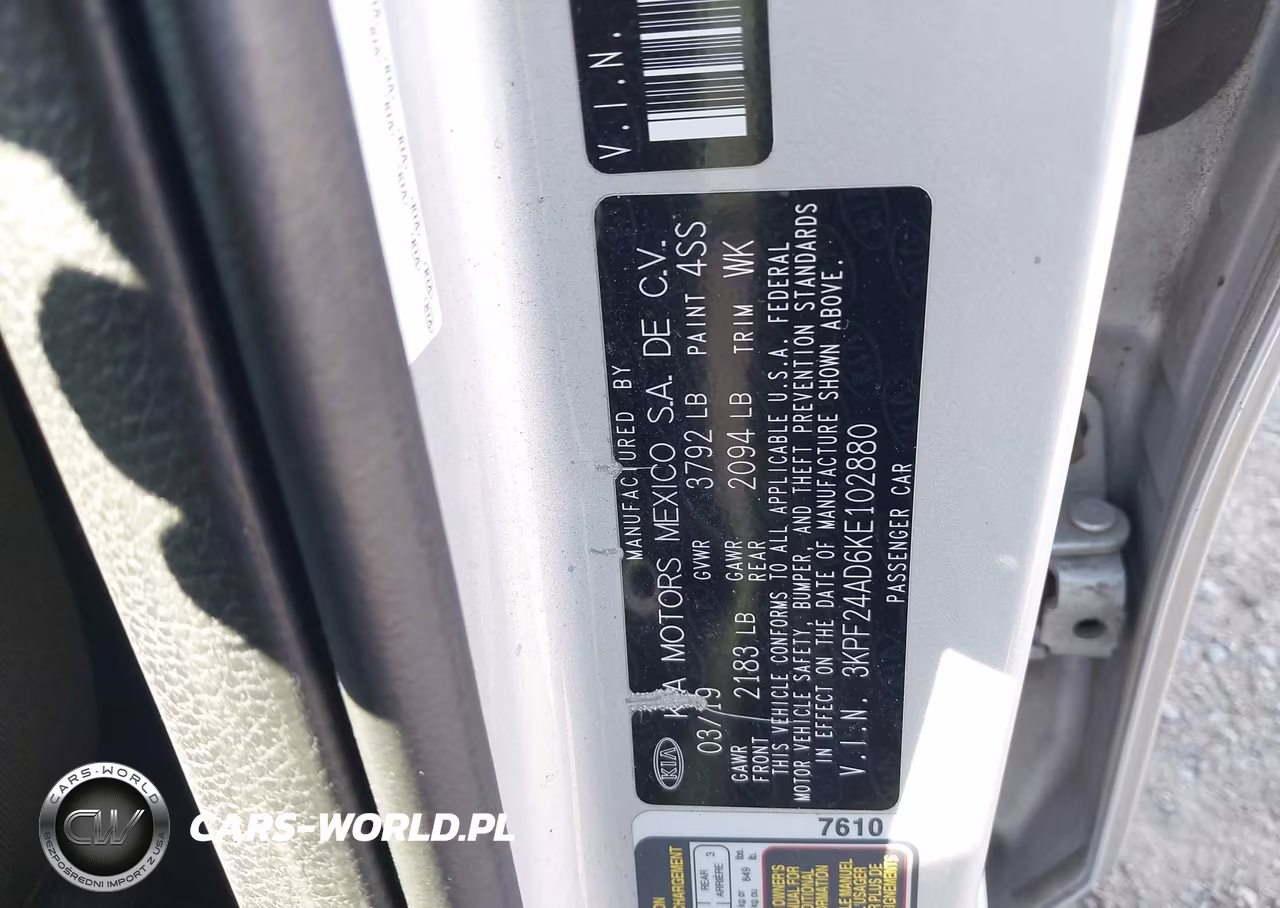 2019 Kia Forte Lxs VIN:3KPF24AD6KE102880 - 9