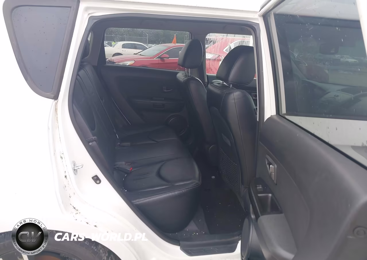 2011 Kia Soul + VIN:KNDJT2A22B7726900 - 8