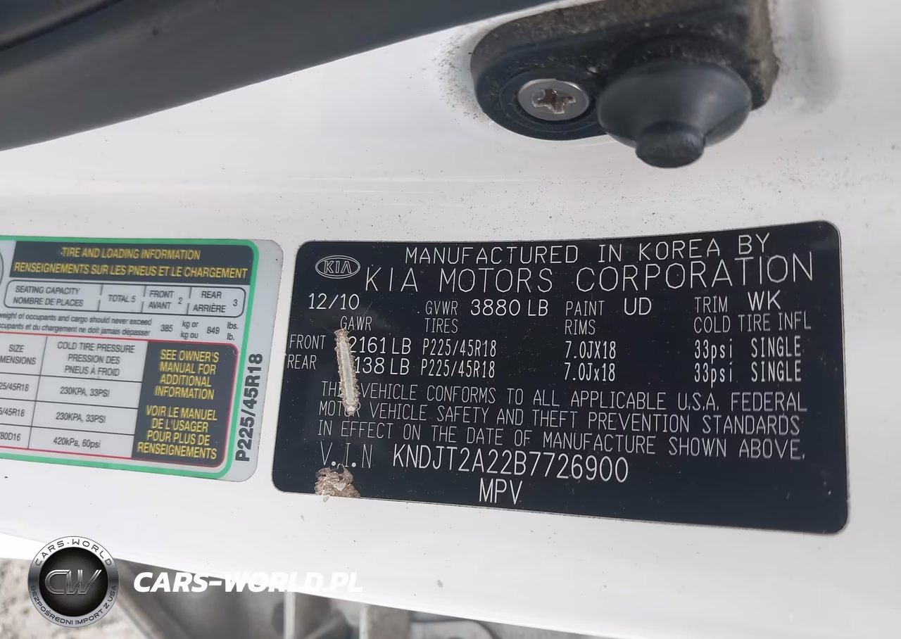 2011 Kia Soul + VIN:KNDJT2A22B7726900 - 9