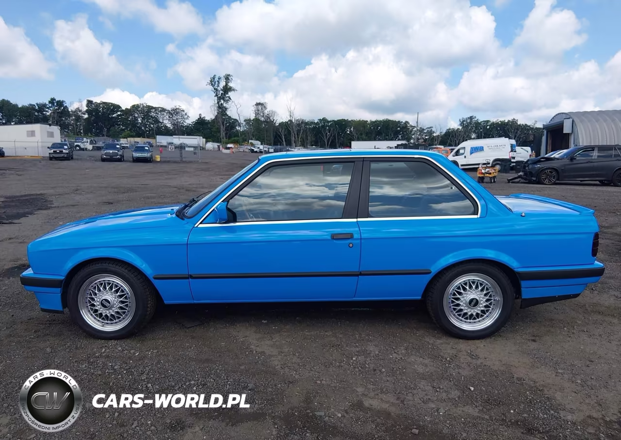 1988 BMW 325 Is VIN:WBAAA1308J4141831 - 13