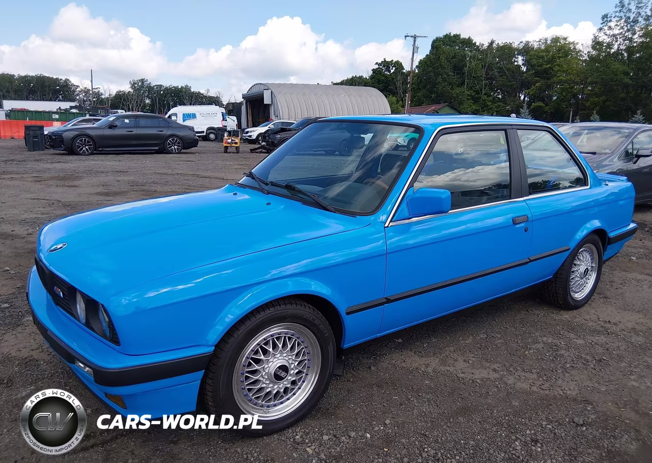 1988 BMW 325 Is VIN:WBAAA1308J4141831 - 2