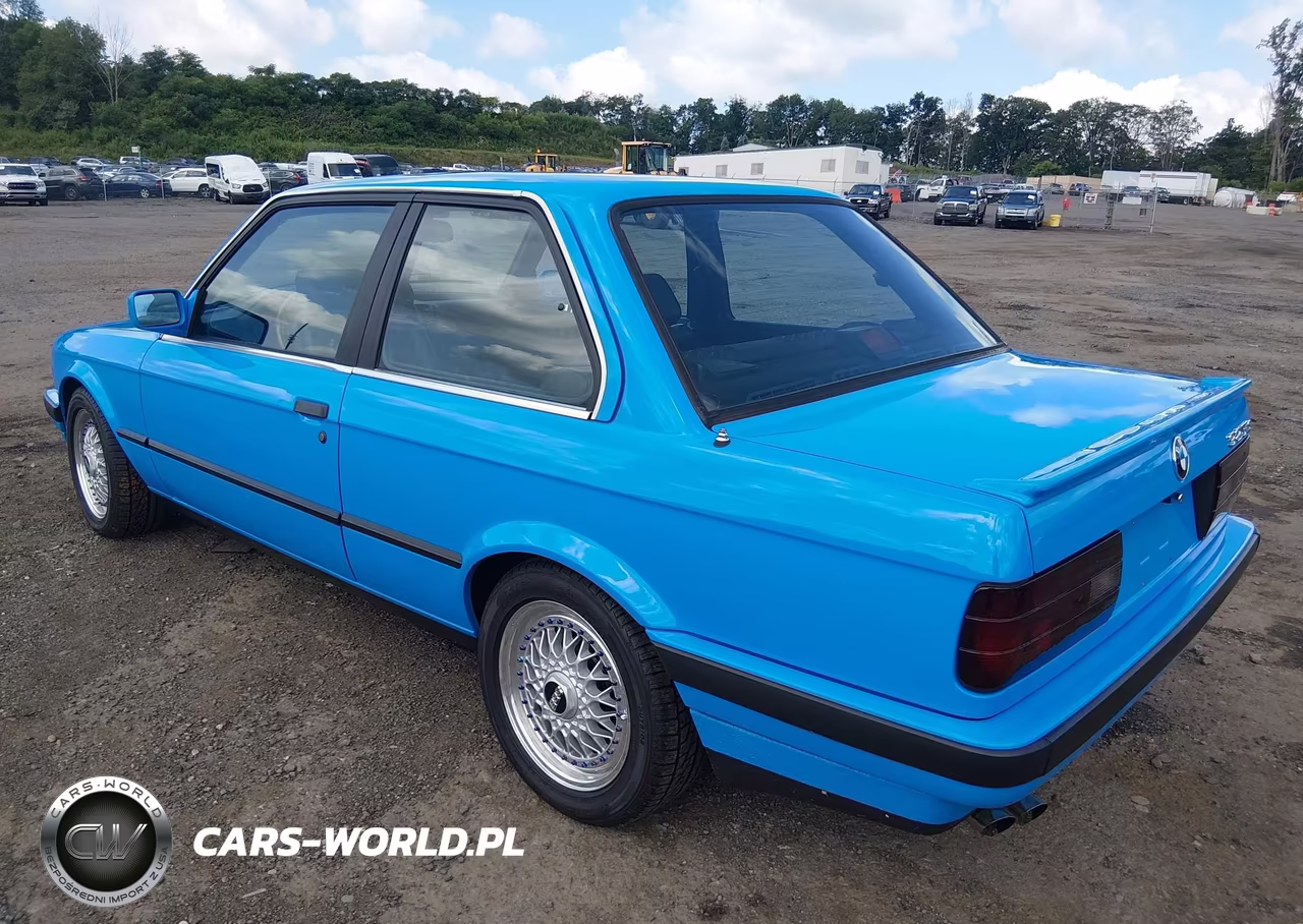 1988 BMW 325 Is VIN:WBAAA1308J4141831 - 3