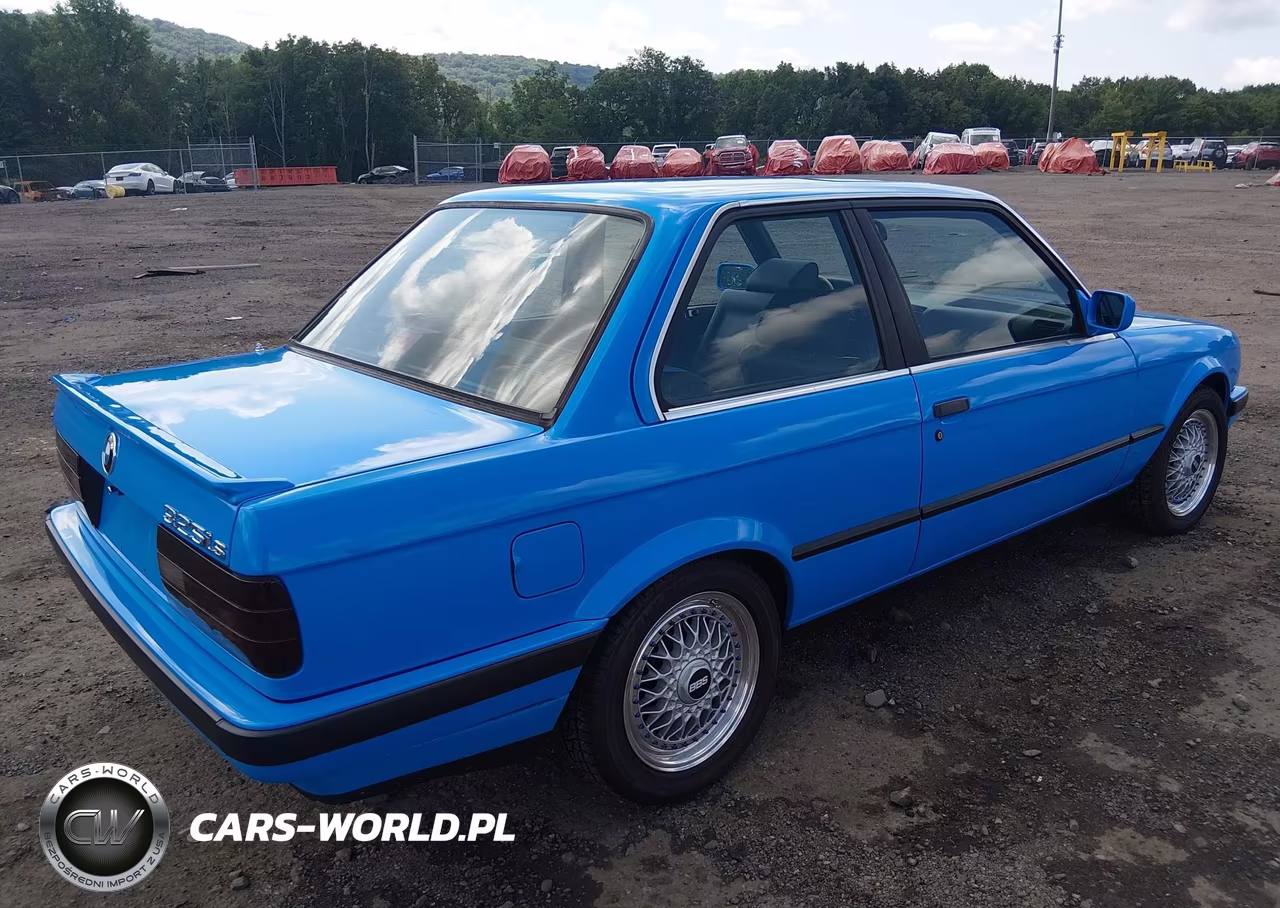 1988 BMW 325 Is VIN:WBAAA1308J4141831 - 4