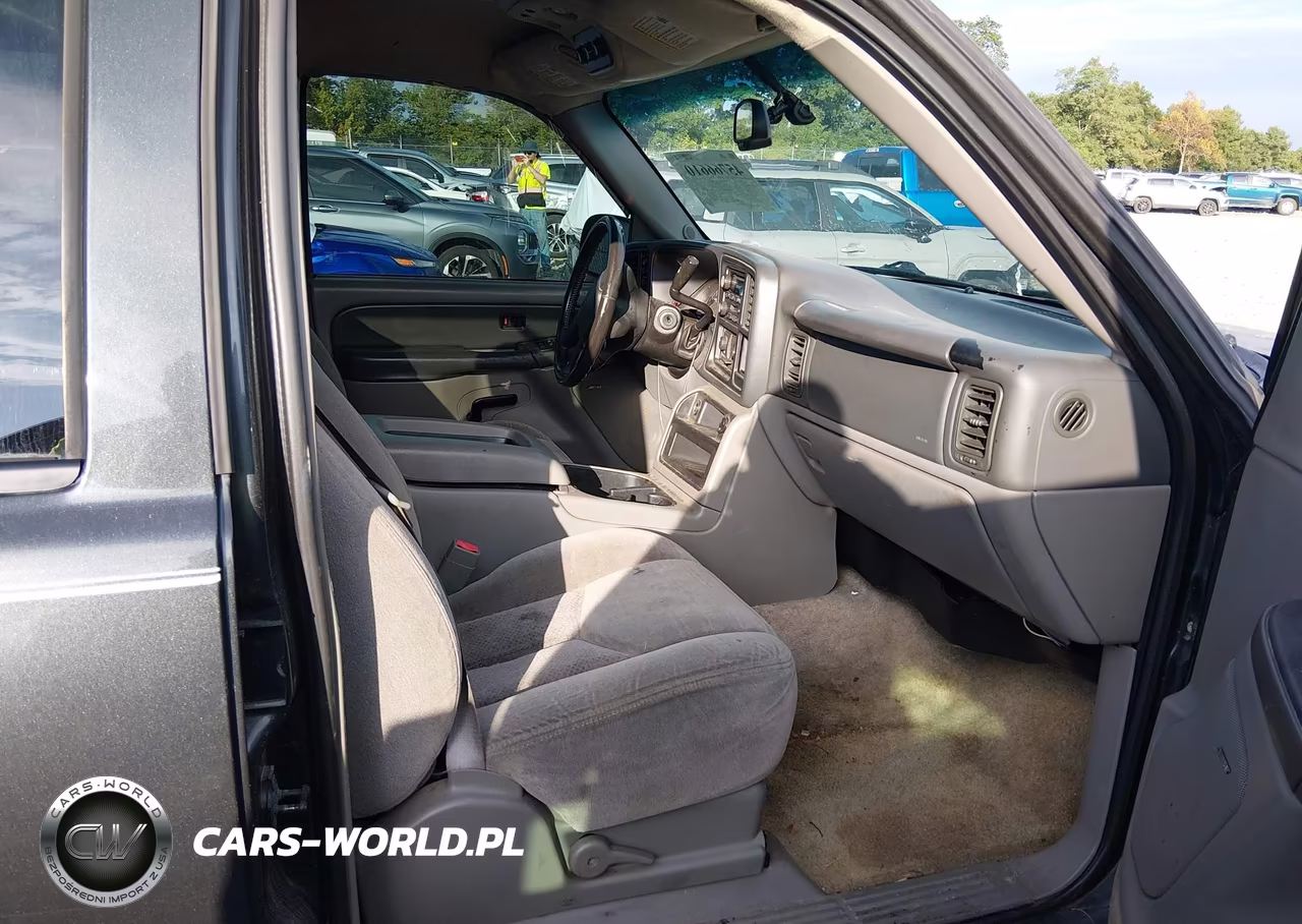 2003 Chevrolet Suburban 1500 Ls VIN:1GNFK16Z23J106584 - 5