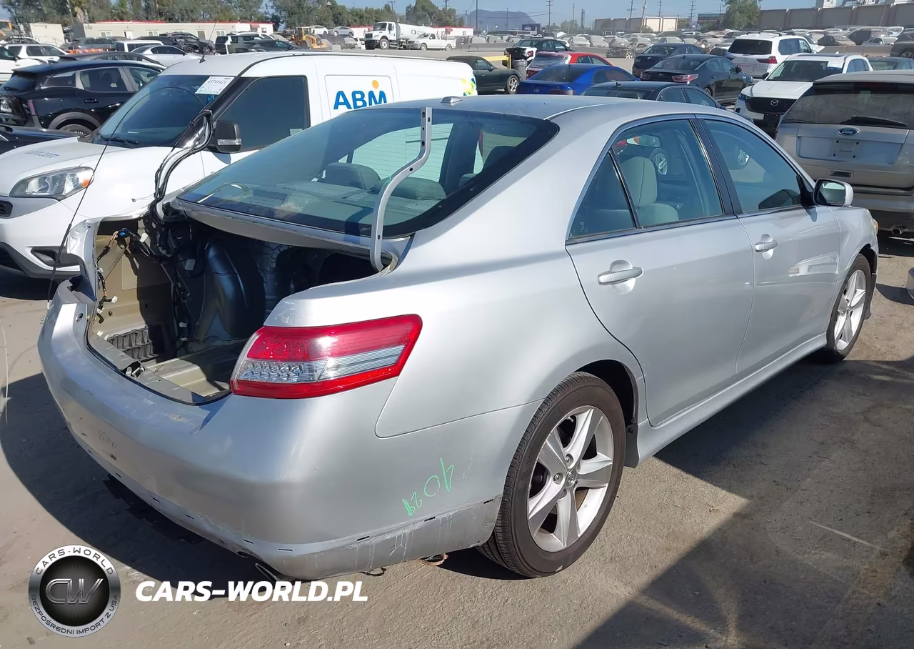 2010 Toyota Camry Se VIN:4T1BF3EK3AU069841 - 4