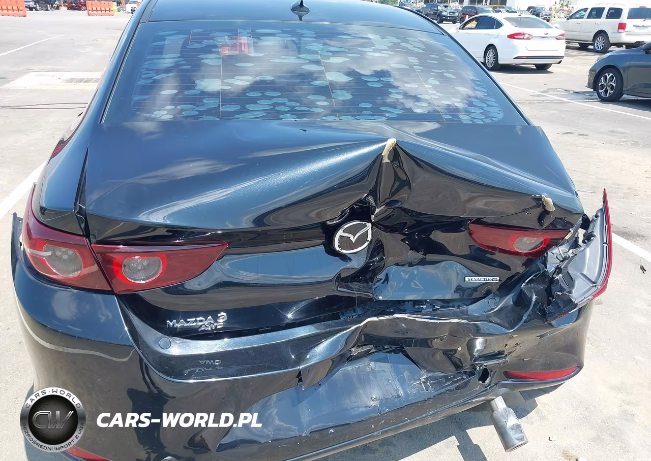 2020 Mazda Mazda3 Premium Package VIN:3MZBPBEMXLM125226 - 6