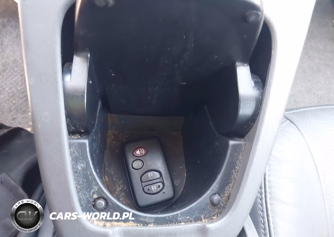 2011 Toyota Prius Four VIN:JTDKN3DU1B5264410 - 11