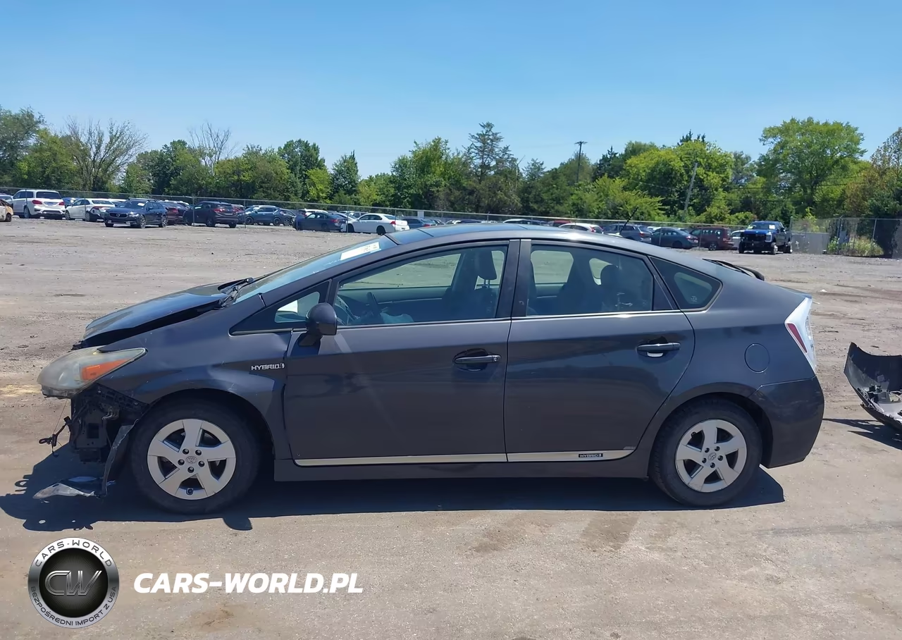 2011 Toyota Prius Four VIN:JTDKN3DU1B5264410 - 15
