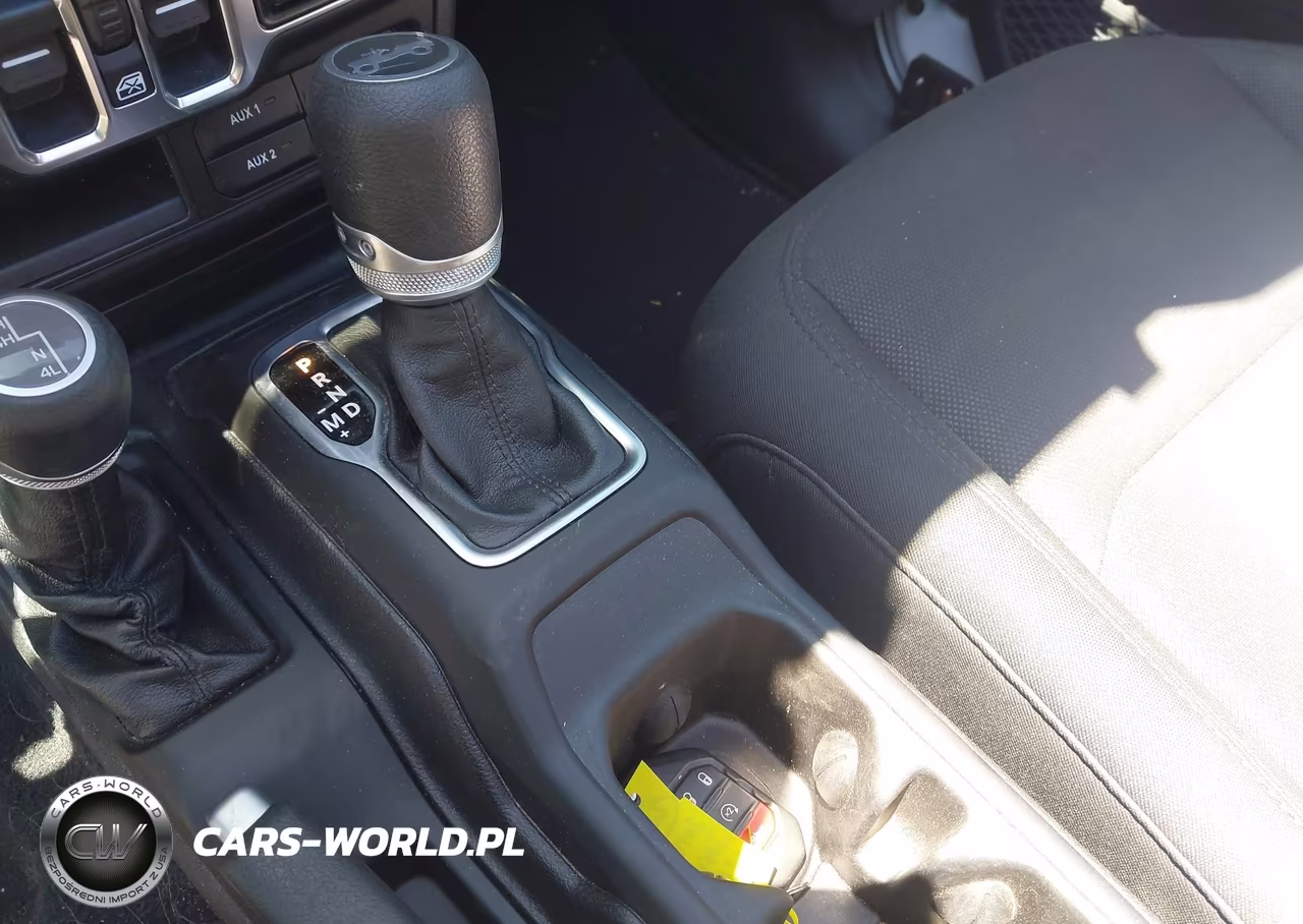 2019 Jeep Wrangler Unlimited Sport S 4X4 VIN:1C4HJXDN1KW670865 - 11