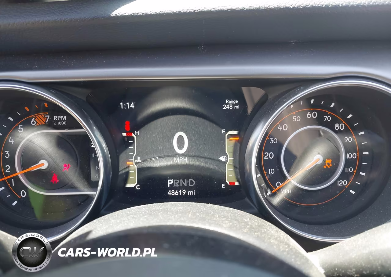 2019 Jeep Wrangler Unlimited Sport S 4X4 VIN:1C4HJXDN1KW670865 - 16