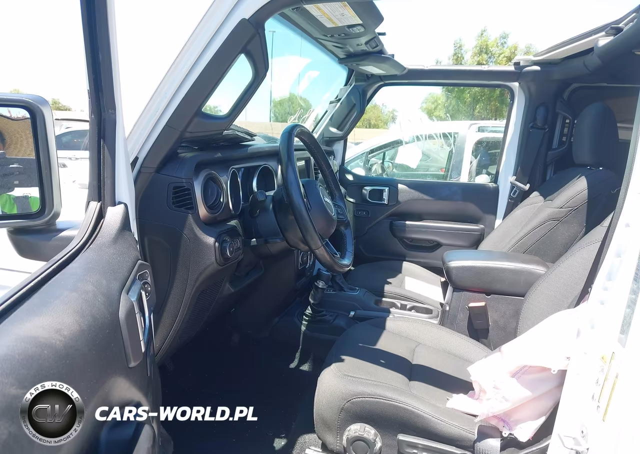 2019 Jeep Wrangler Unlimited Sport S 4X4 VIN:1C4HJXDN1KW670865 - 5