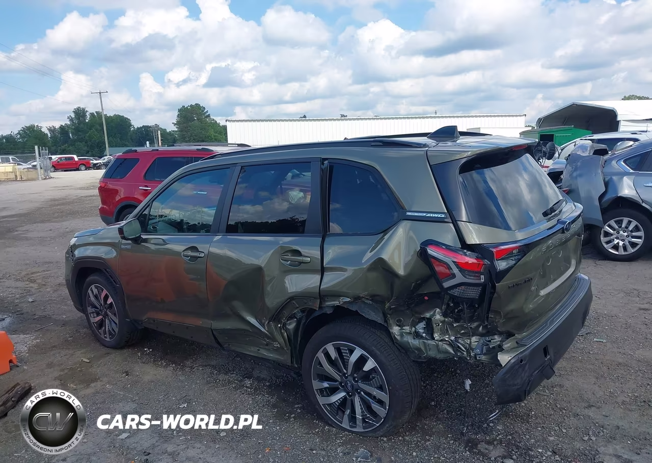 2025 Subaru Forester Touring Hybrid VIN:JF2SLSTDXSH450464 - 14