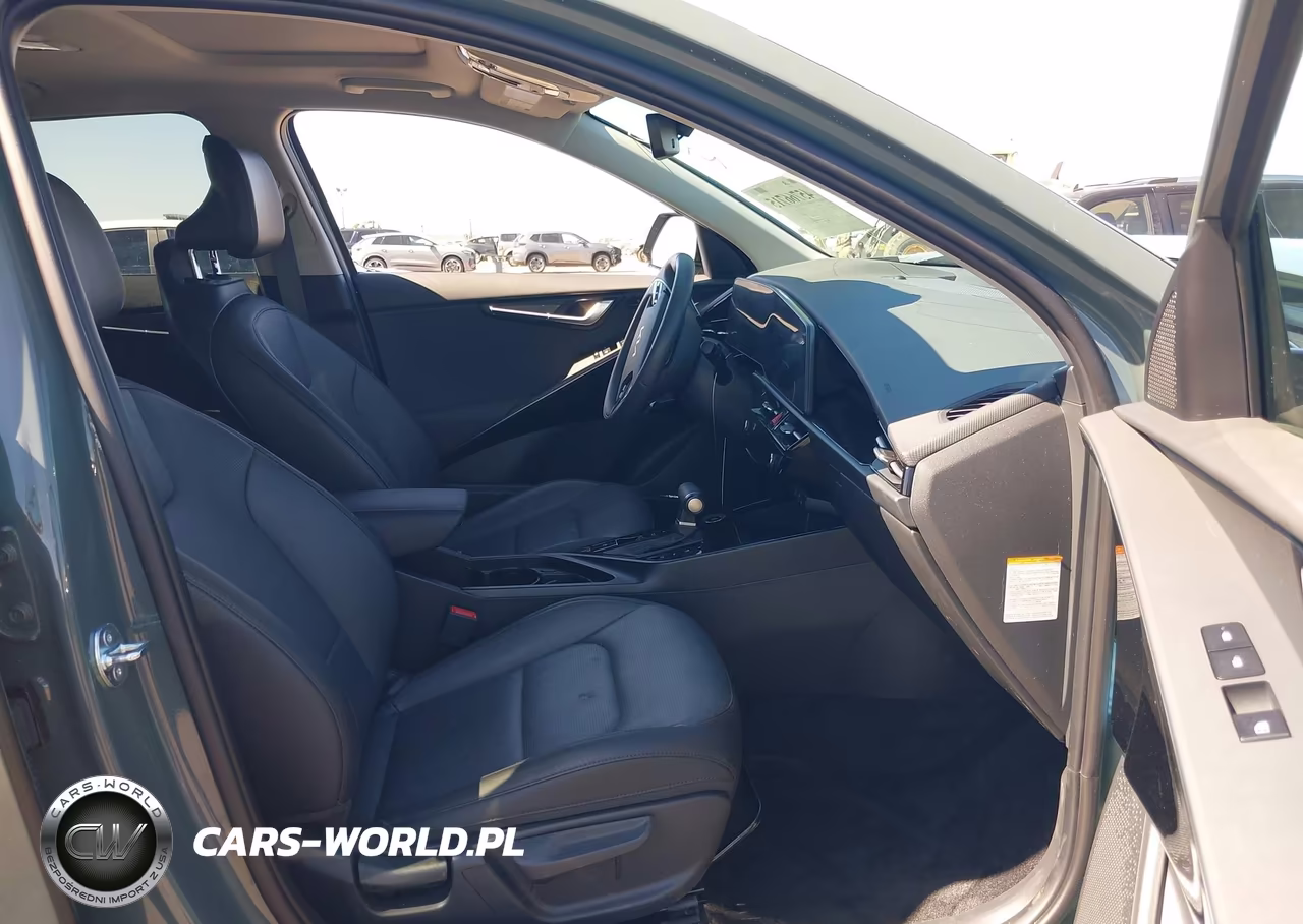 2025 Kia Niro Sx Touring VIN:KNDCT3LE4S5283859 - 5