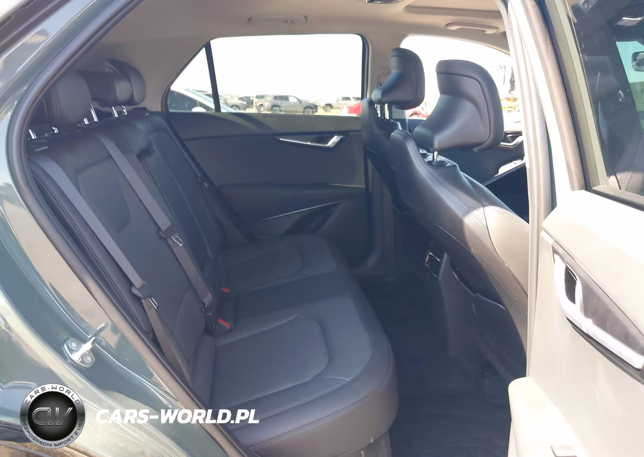 2025 Kia Niro Sx Touring VIN:KNDCT3LE4S5283859 - 8